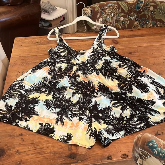 Romper new - Picture 7 of 7